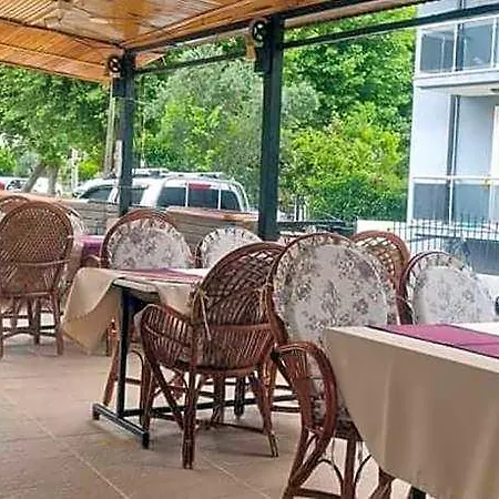Oezay Hotel Turunç