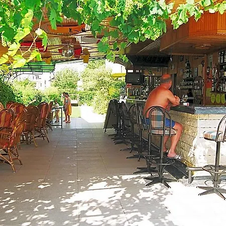 Oezay Hotel Turunç
